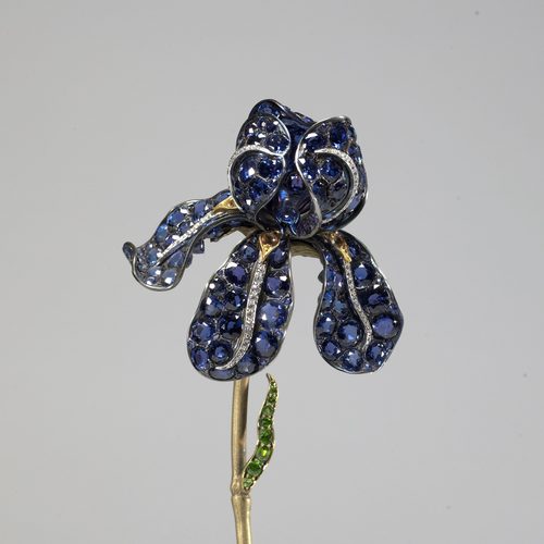 Iris Corsage Ornament — Organic Shapes