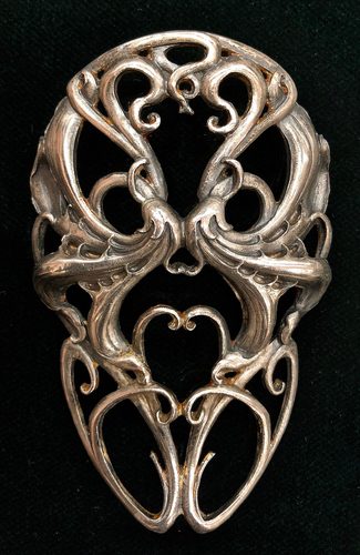 Philippe Wolfers - Japanese lily ornament - 1898 - Collectie Koning Boudewijnstichting — Organic Shapes