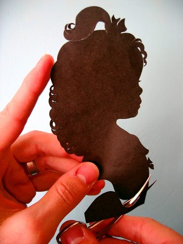 Cutting girl 1c 1 — Silhouette