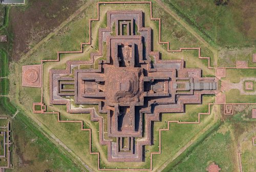 Aerial view of Somapura Mahavihara — Viewpoint